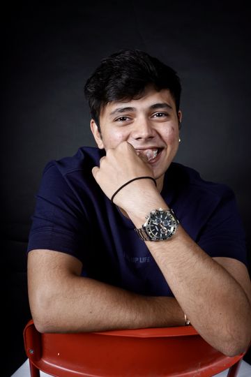 Durvaank Yerandkar Photos 3